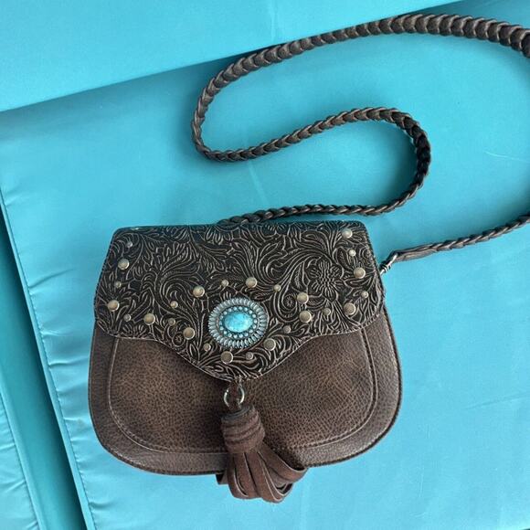 NEW Southwestern Women’s Vegan Brown Turquoise Concho Braided Shoulder Strap Bag - Picture 6 of 11